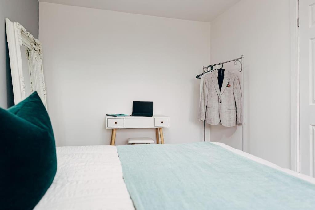 Park & Relax In 1Bd Central Liverpool Home Eksteriør billede