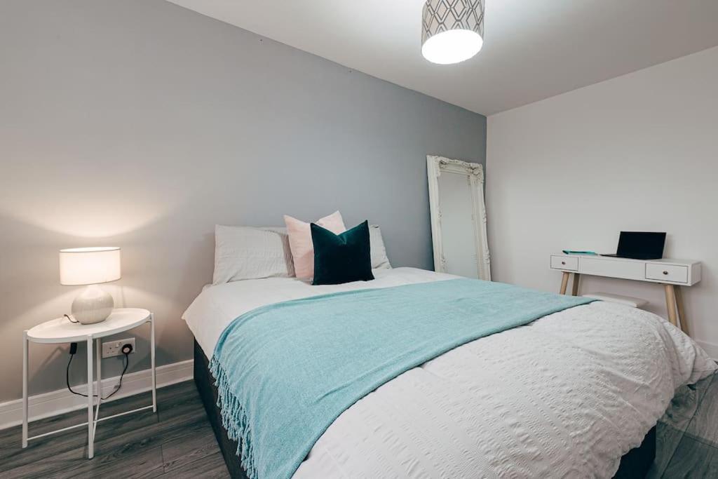Park & Relax In 1Bd Central Liverpool Home Eksteriør billede